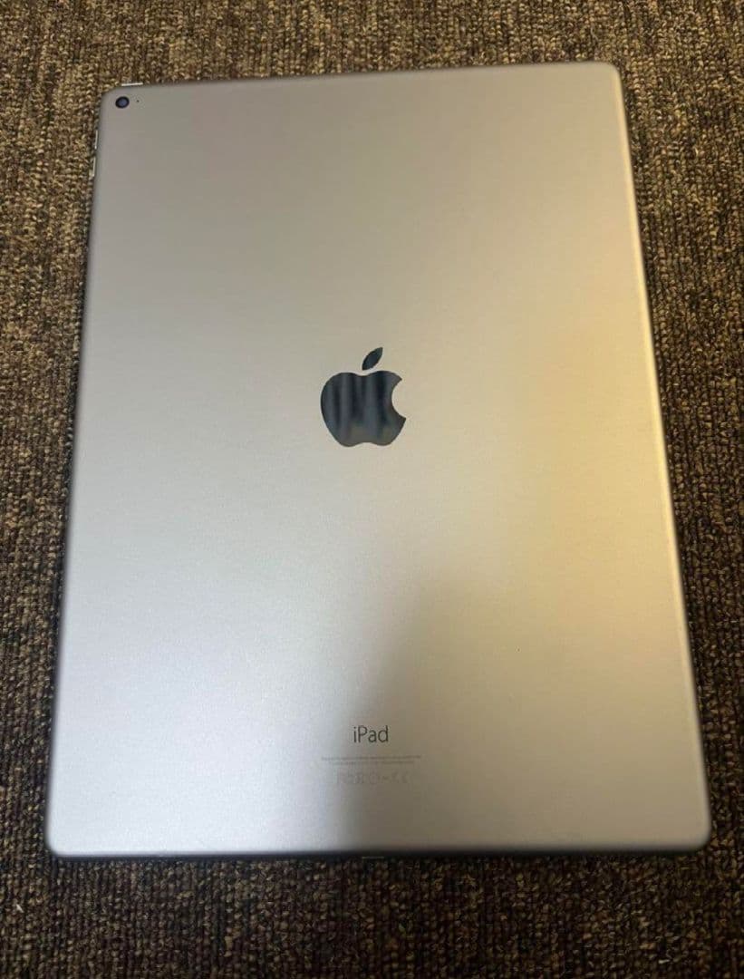 Apple iPad pro12.9インチ シルバー