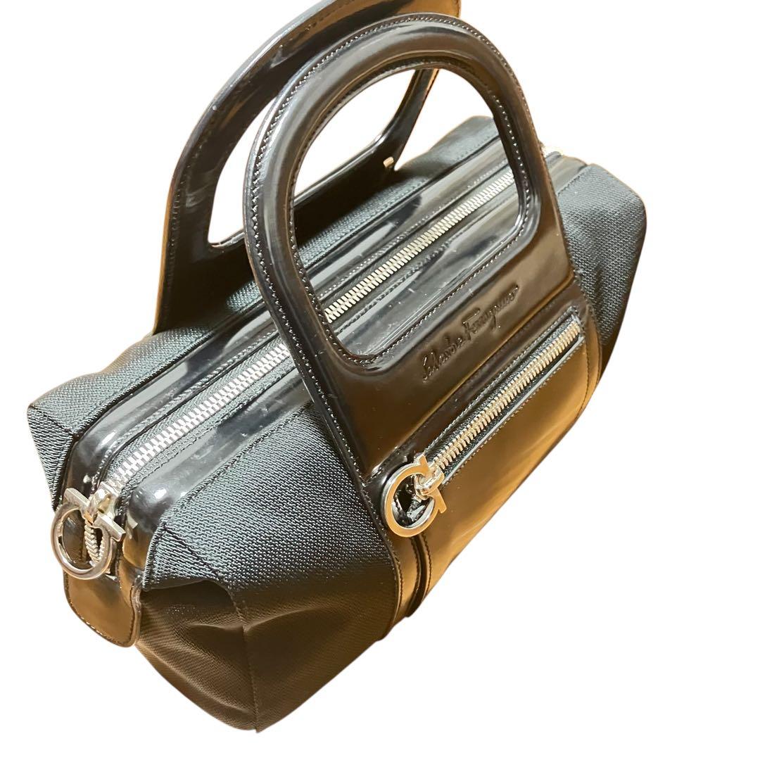 Salvatore Ferragamo【サルバトーレフェラガモ】ハンドバッグ