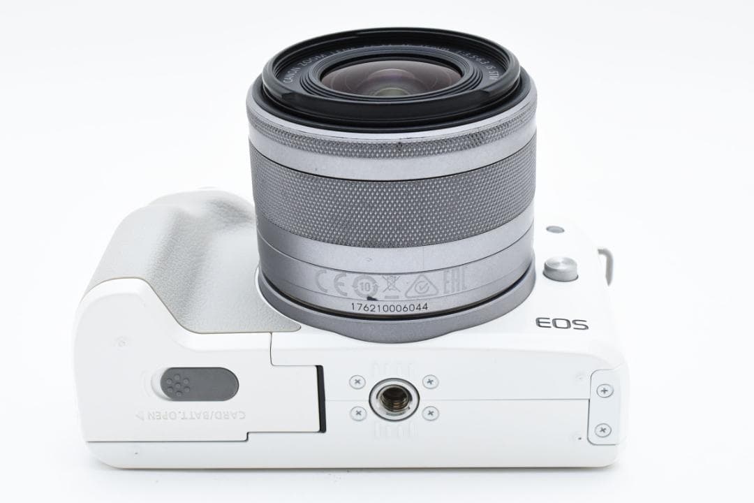 ■ショット数2000回以下■美品■キャノン Kiss M