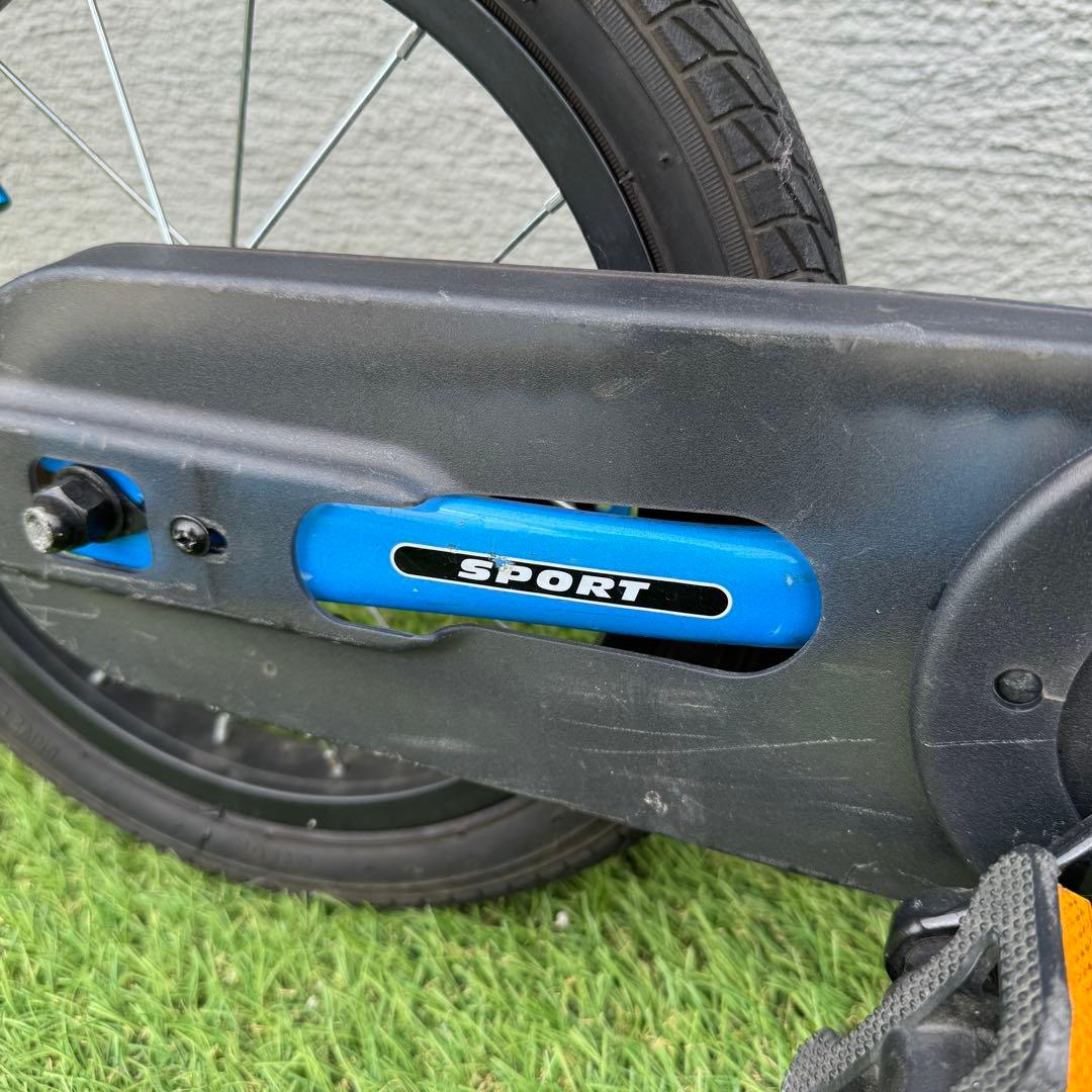 ストライダー14x スティールブルー ペダル チェーンガード付