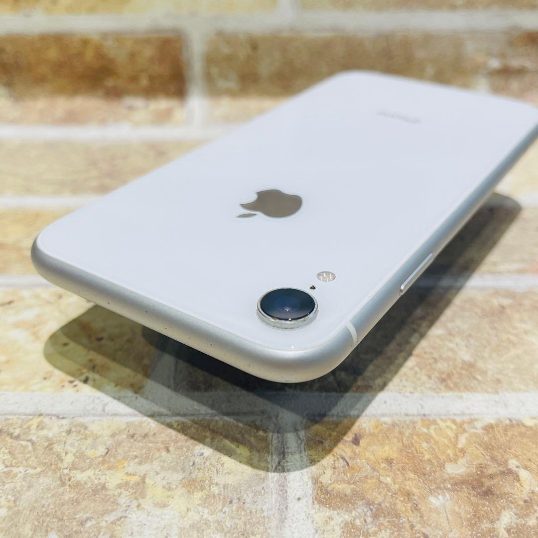 SIMフリー iPhoneXR 64GB ホワイト 電池新品