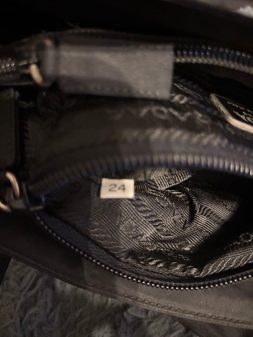 PRADA プラダ テスート 三角ロゴプレート ナイロン ショルダーバッグ