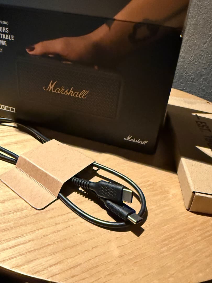 Marshall Emberton III スマートスピーカー