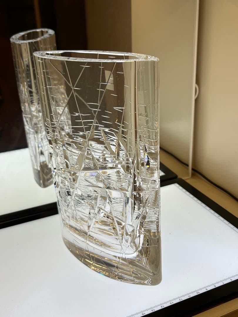 HOYA クリスタル　佐々文夫　最高級　花瓶　フラワーベース　工芸品　中古品