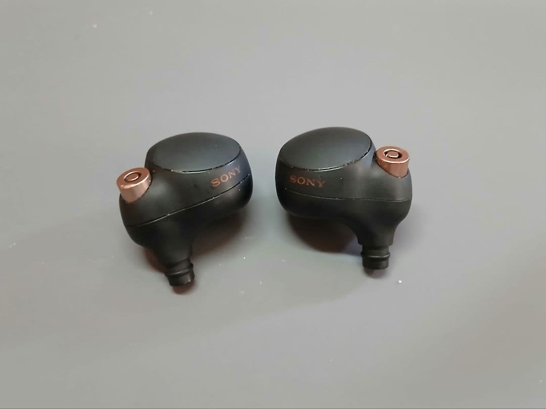 SONY　WF-1000XM4　ワイヤレス　ノイズキャンセリング　イヤホン　④