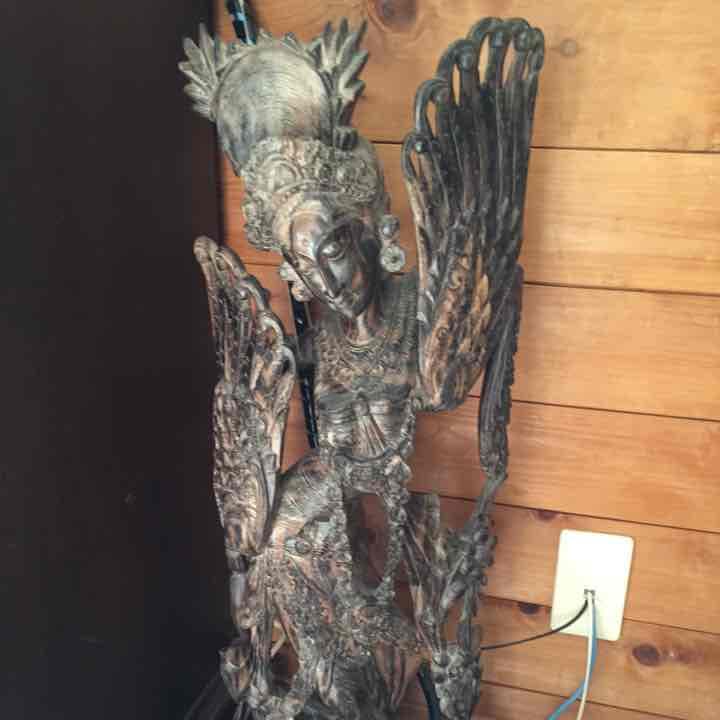 人のような置物