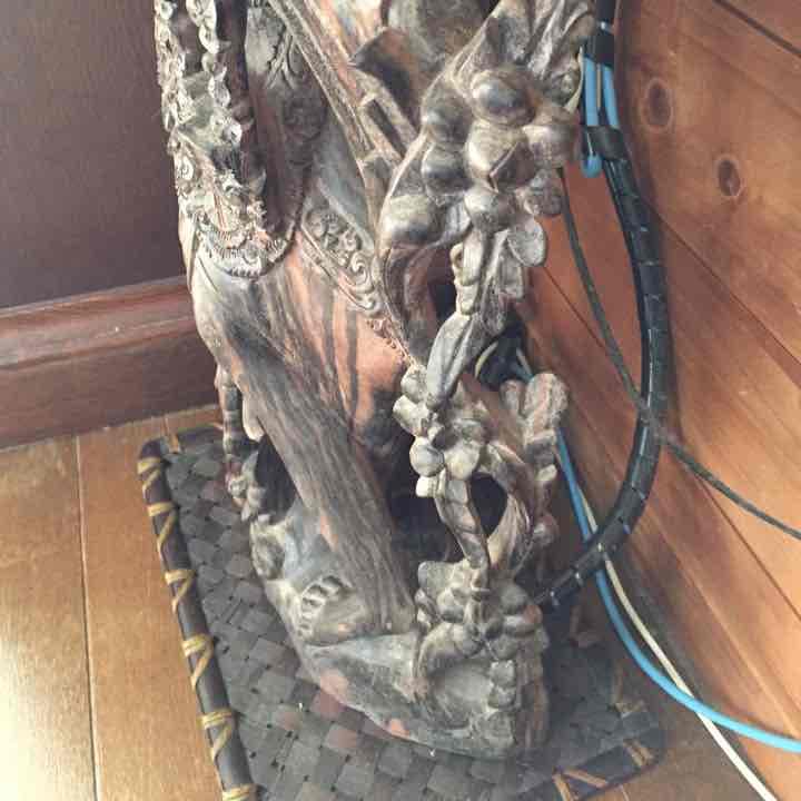 人のような置物