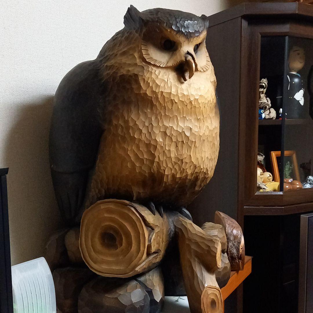シマフクロウ木彫り