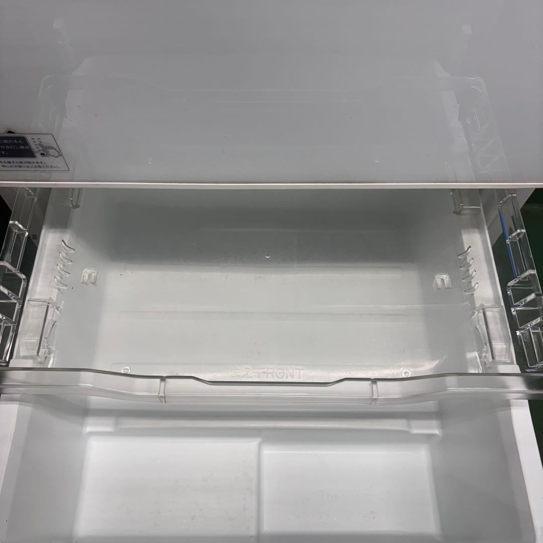 592 東芝大型冷蔵庫　400L強　自動製氷　小型　右開き　5ドア　ガラスパネル