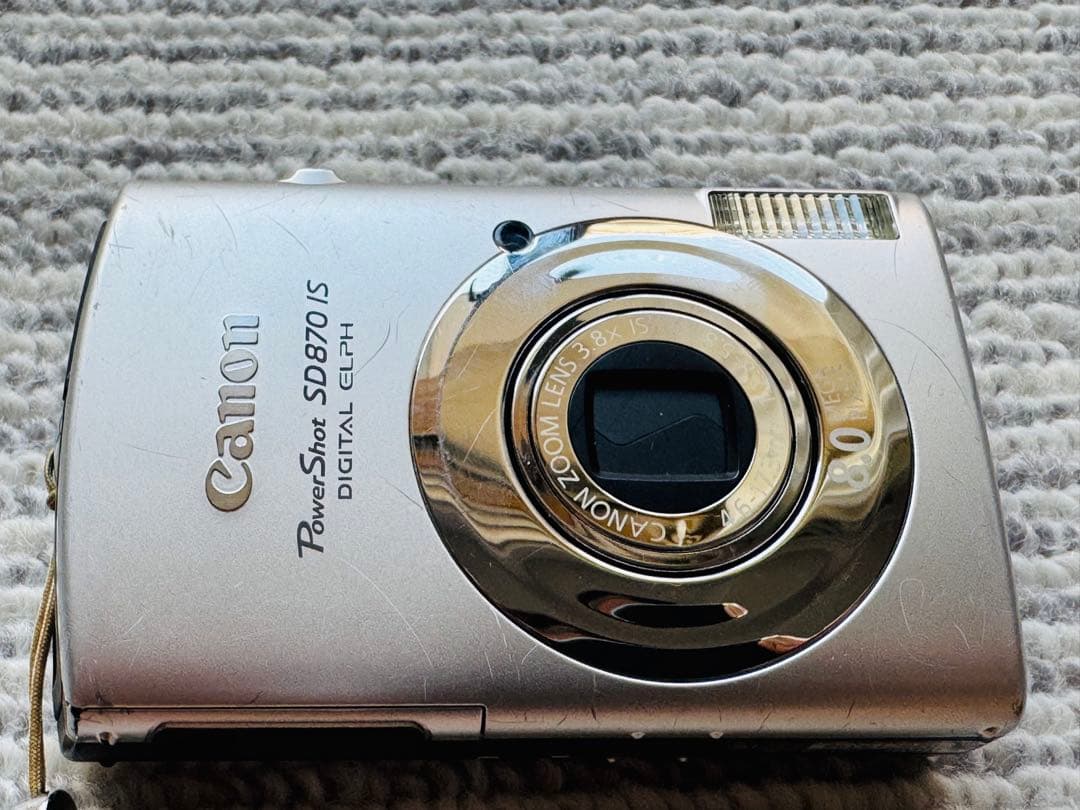 Canon PowerShot SD870 IS 本体