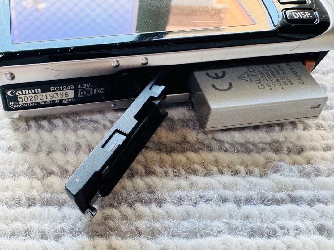 Canon PowerShot SD870 IS 本体