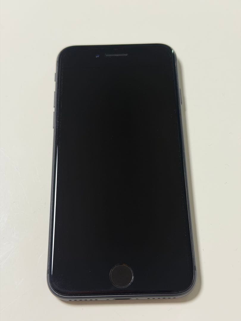 【極美品！】【バッテリー83%】iPhone 8 128GB ブラック