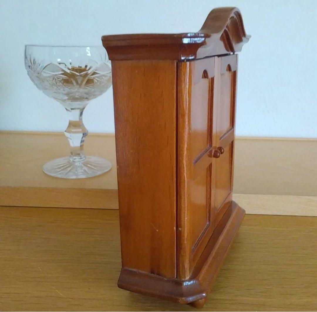REUTTER PORZELLAN ロイターポーセリンミニチュア家具