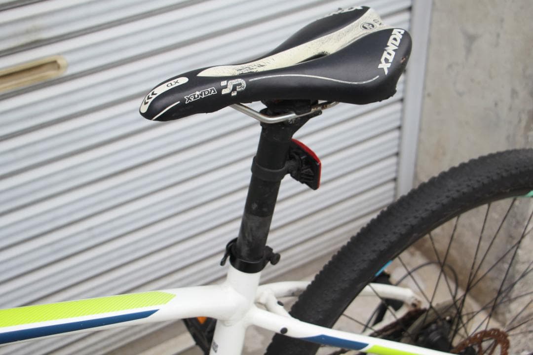 引き取り限定♪人気のGIANT♪ATX♪前後ディスクブレーキ装備で制動力良いです