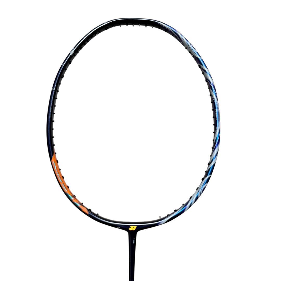 【美品】YONEX アストロクス100ZZ 3UG5 11-21