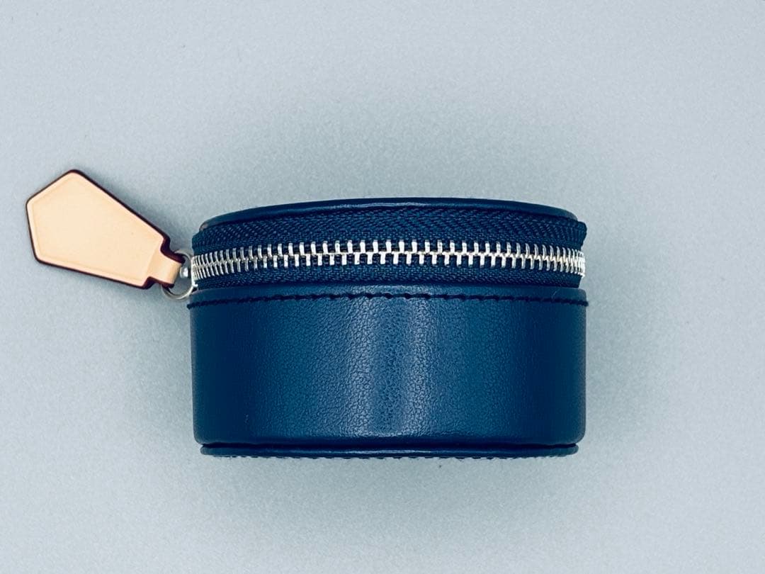 美品 ルイヴィトン ワイヤレスイヤホン ホライゾン　QAB160