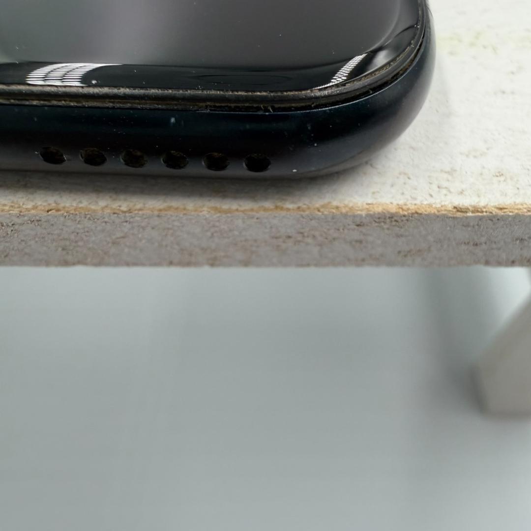 iPhone SE第3世代 64GB ミッドナイト 422