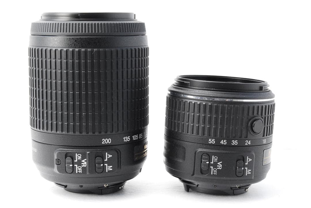 ❣️新品級 ショット数少❣️ Nikon D5300 レッド ダブルズームキット