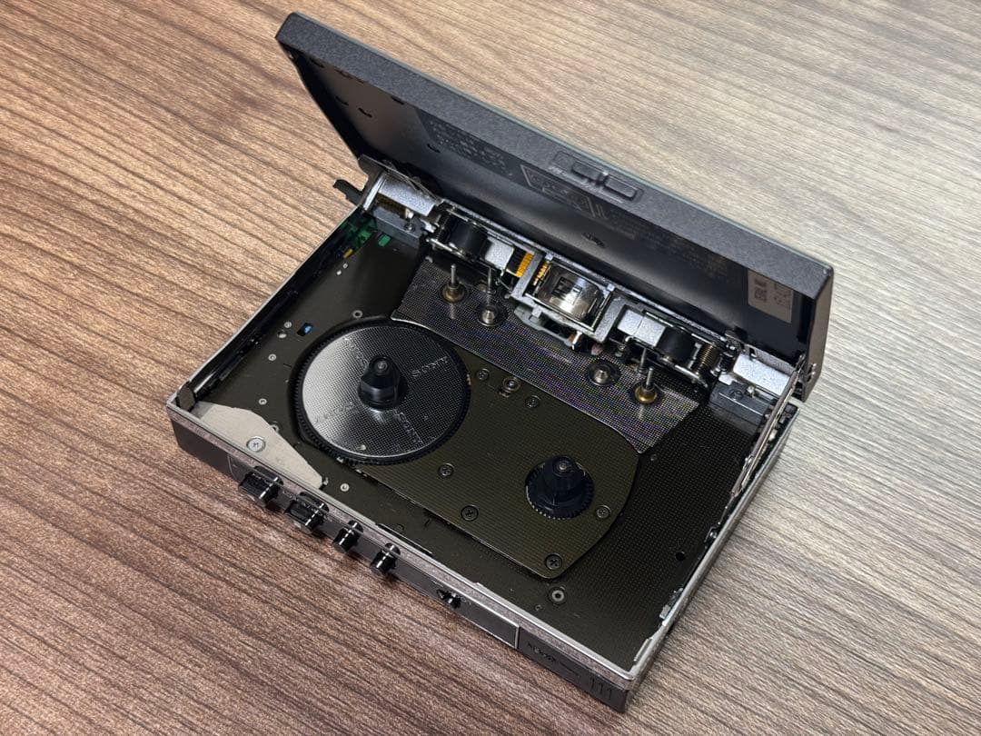 整備済｜SONY WALKMAN カセットウォークマン WM-F501 稀少