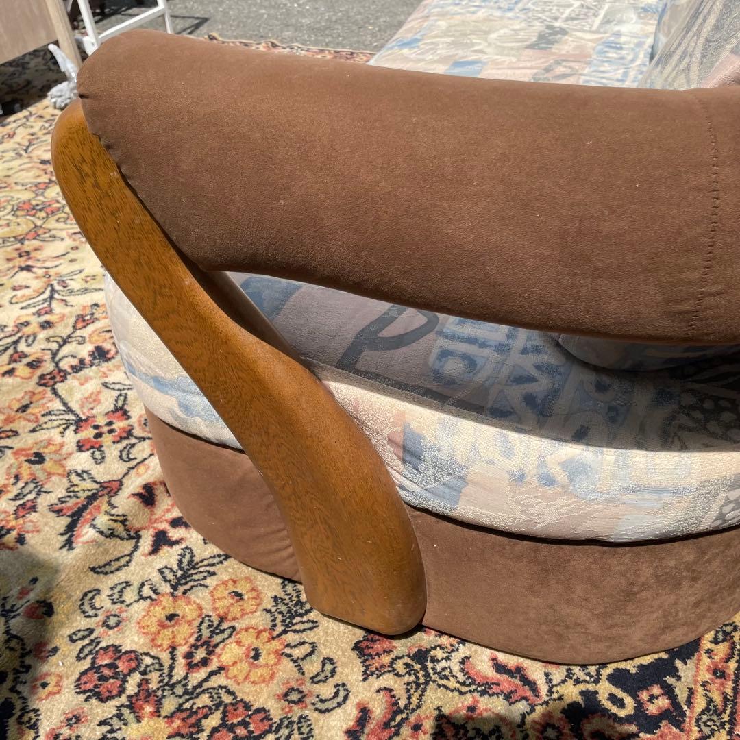 ラブソファ　ソファ2人用　総柄　おそらくチターノ