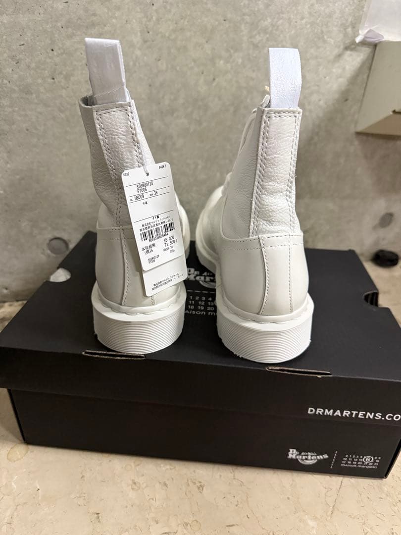 MM6 x Dr.Martens TWIST 8 ホール ブーツ EU38