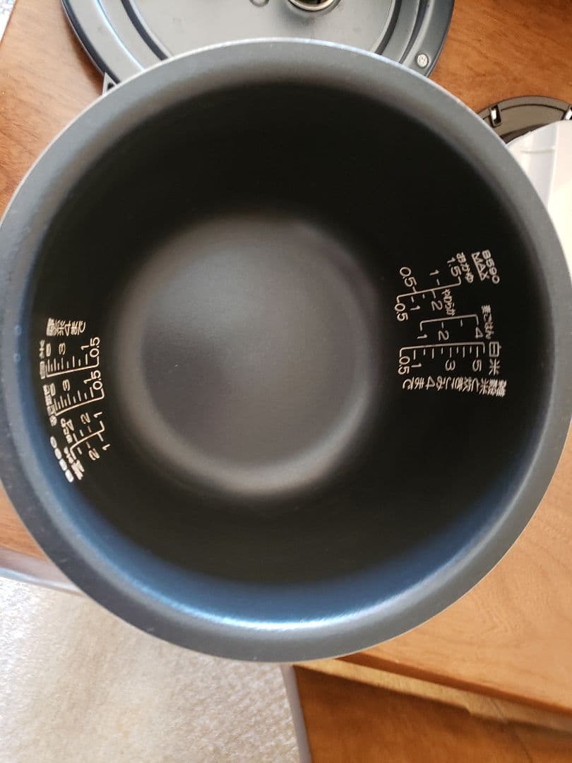 象印2022年式 圧力炊飯ジャ NP-BL10KS 5.5 ブラウン