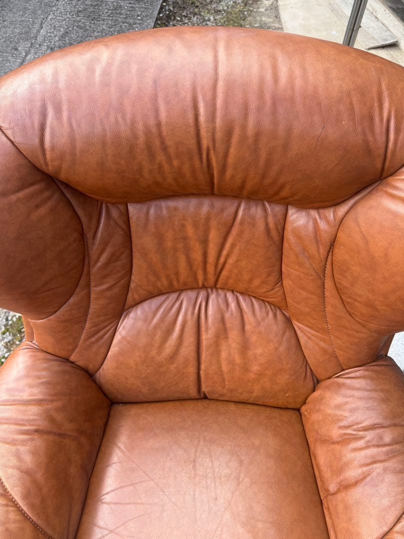 ブラウンレザー高背もたれ1人掛けソファ