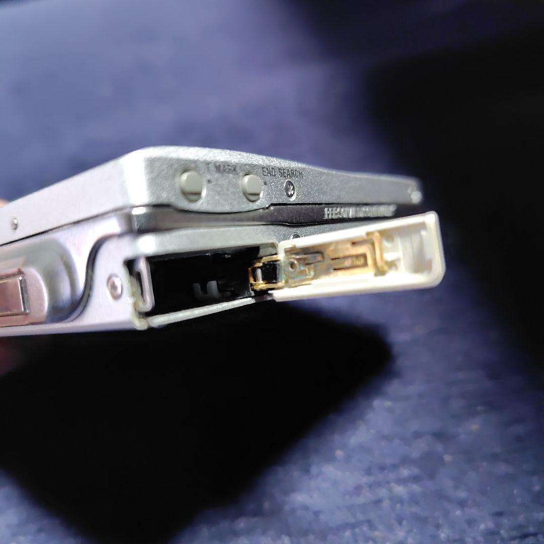 SONY 録音再生MDウォークマン MZ-R909 シルバー