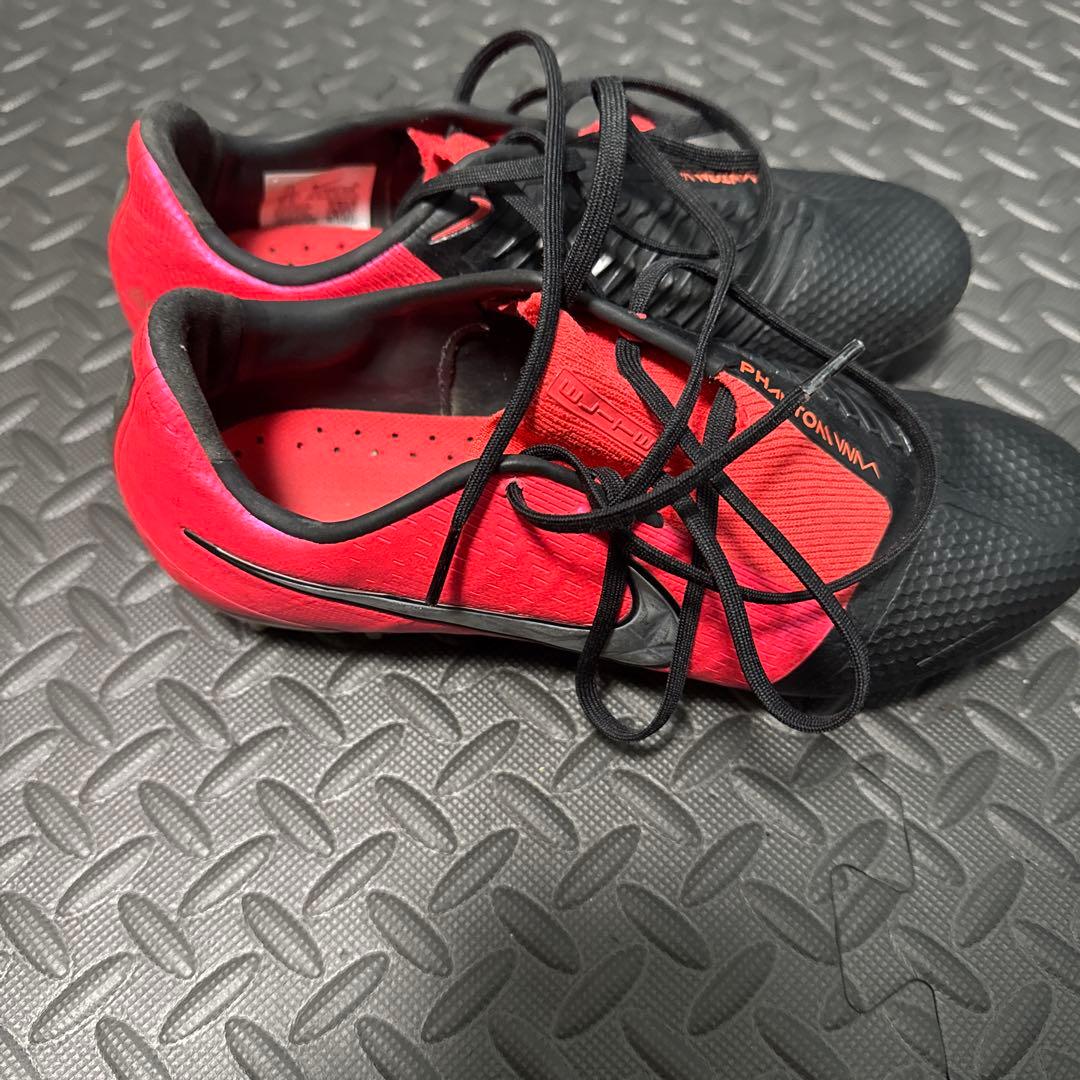Nike Phantom GT スパイクシューズ ブラック/レッド