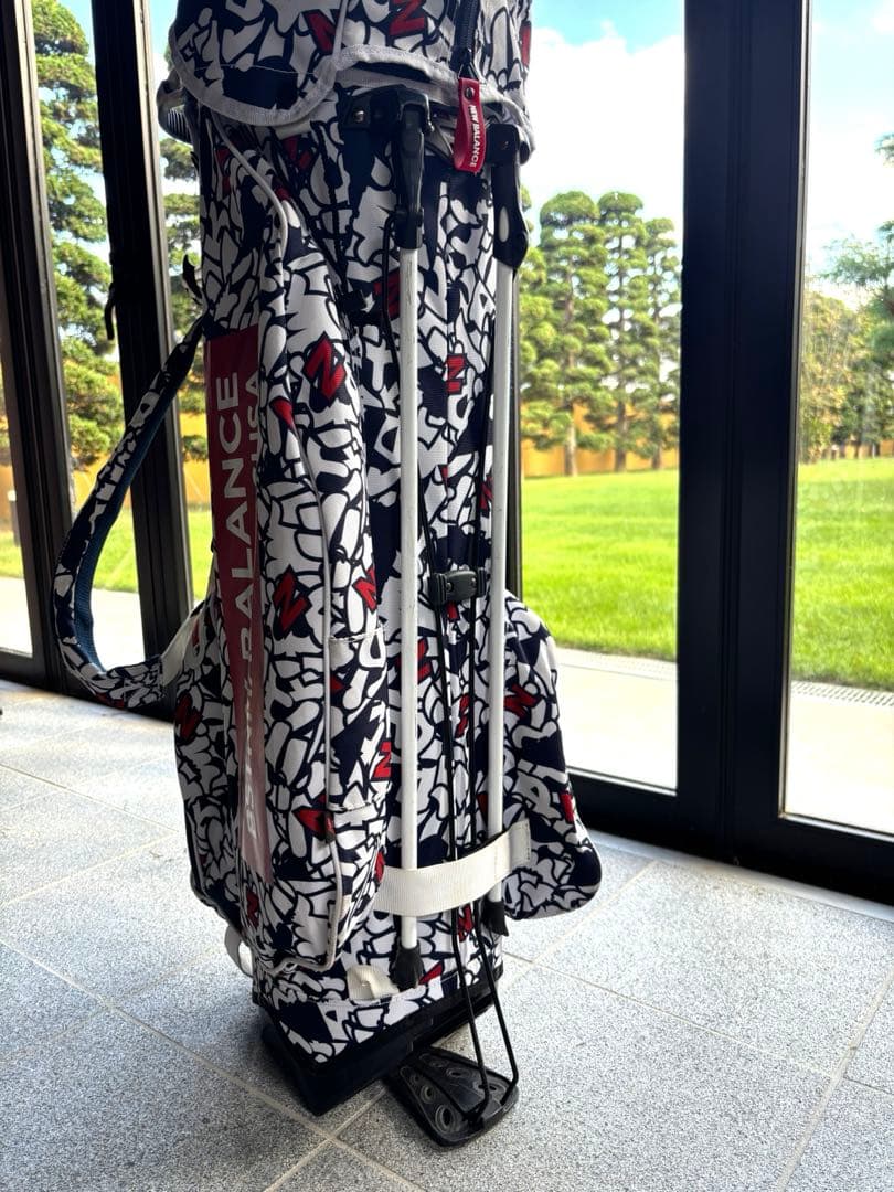 New Balance スタンド式キャディーバッグ