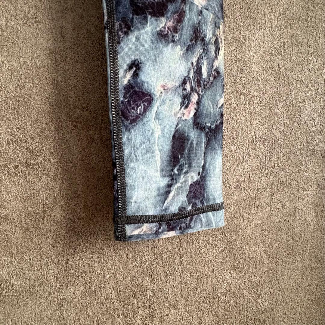 【極美品】AUMNIEアムニー トップス レギンス 上下セットブルー