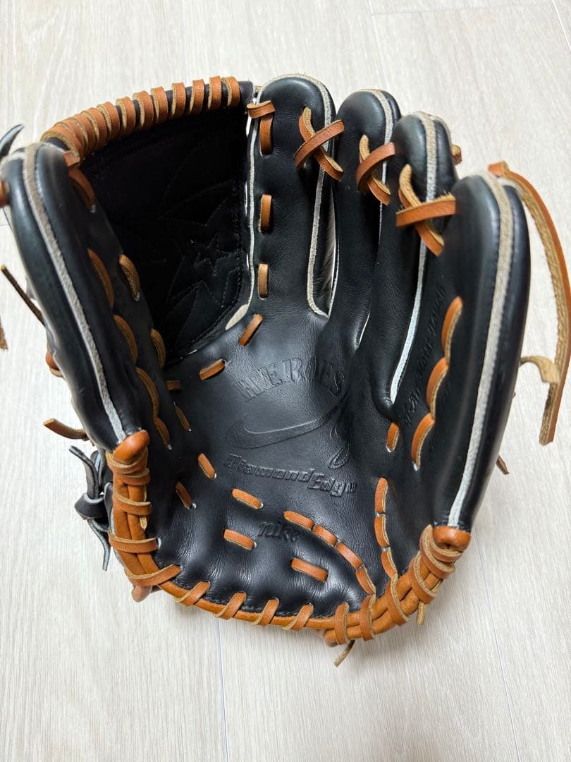 ナイキ 硬式グラブ