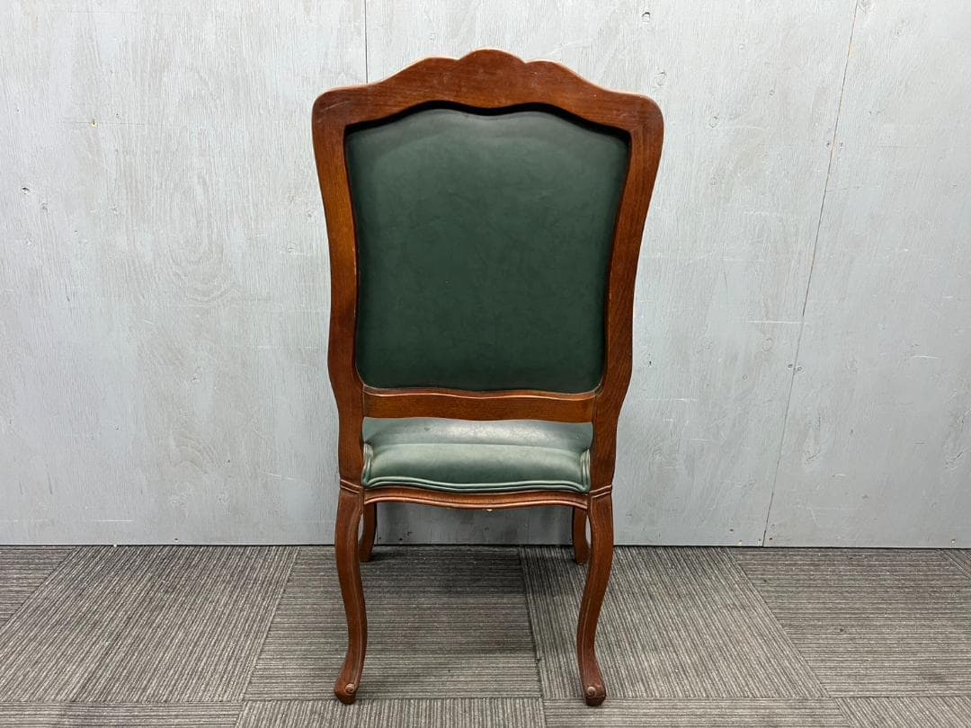 1057◆格安配送地域あり◆ イーセンアーレン ◆ダイニングチェアー◆ロビー