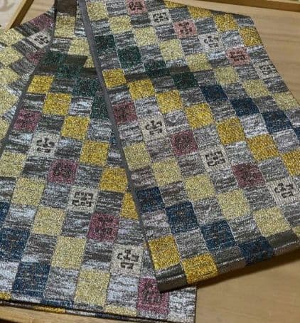 市松模様に箔がオシャレな袋帯