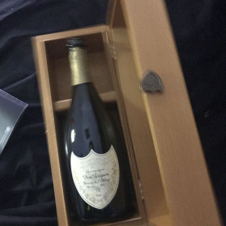 アルマンドとドンペリゴールドから瓶と箱セット