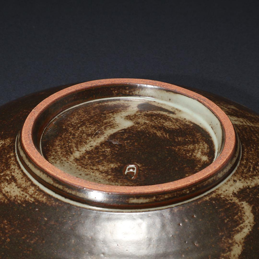 人間国宝　島岡達三　象嵌赤絵草花皿∅24　共箱　縄文象嵌　R1633ラ3