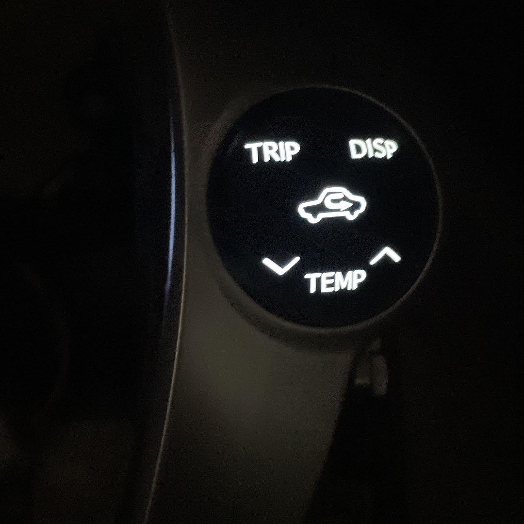 プリウス30前期4点