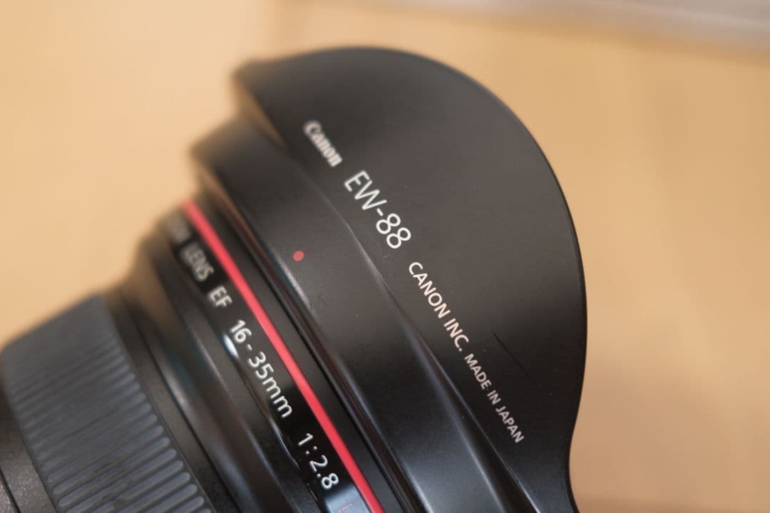 EF 16-35mm f/2.8L II USM ズームレンズ