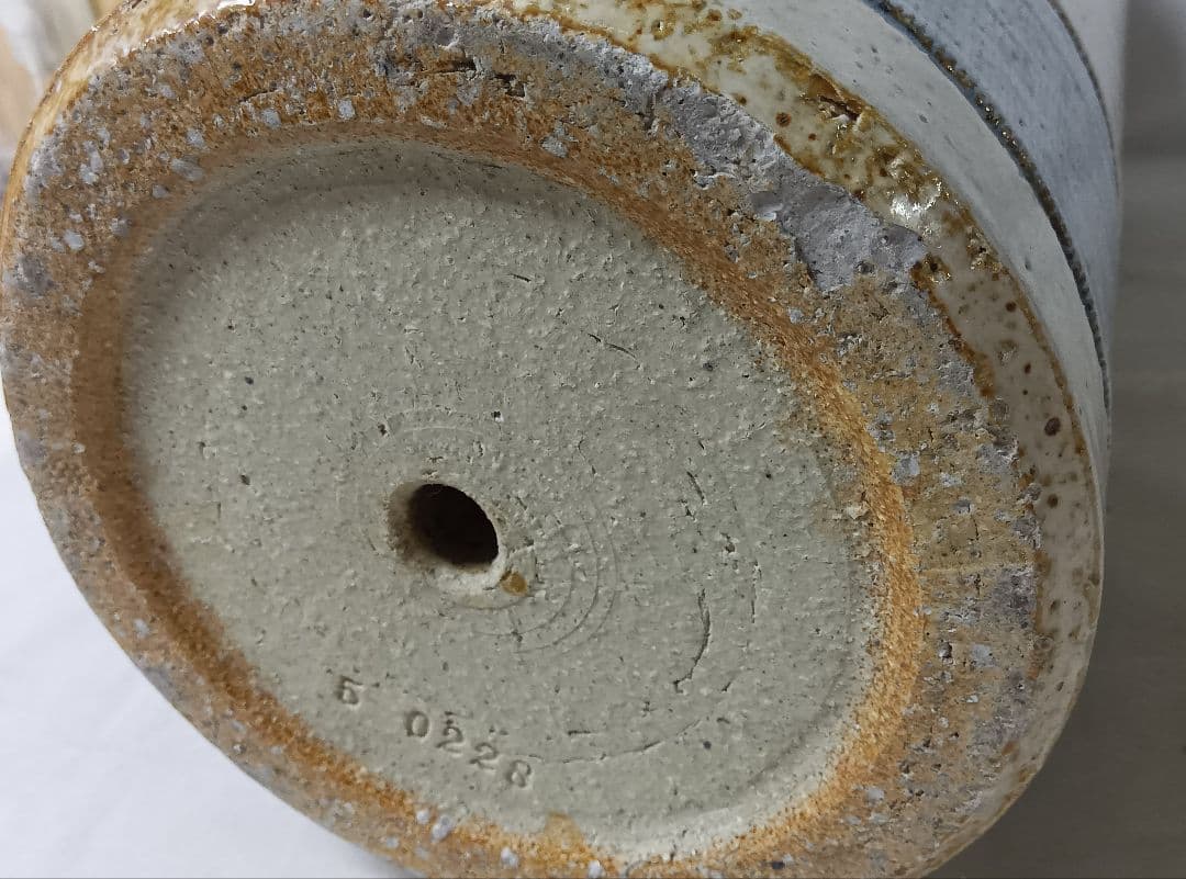 有田焼　岩尾磁器 ベセラ　傘立て　玄関　円筒型　アンブレラスタンド　傘入れ