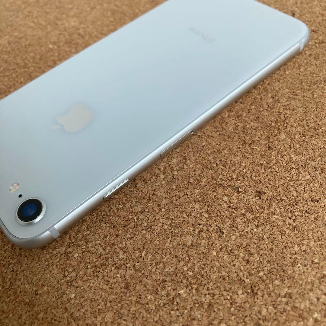3894【早い者勝ち】電池新品☆iPhone8 64GB SIMフリー☆
