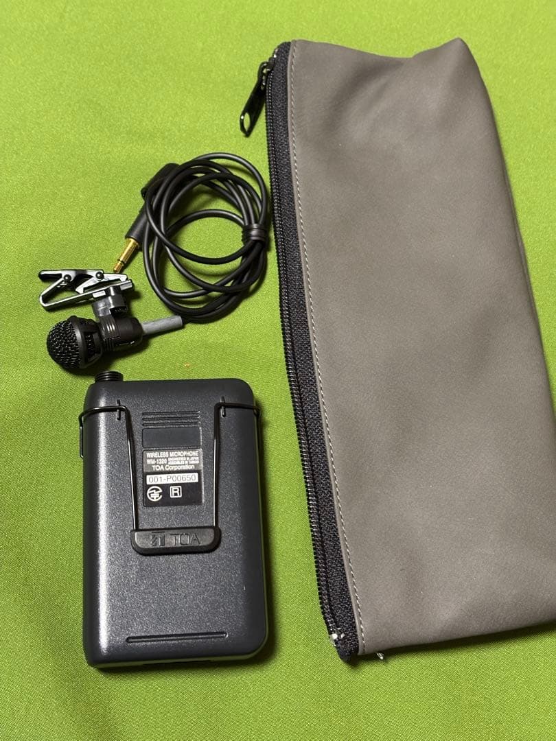 B.TOA 　WM-1320　新古品　 タイピンワイヤレスマイク頻度僅か