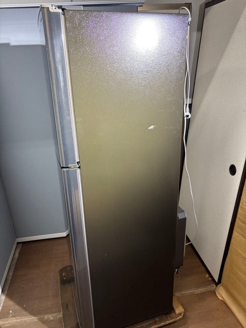 SHARP　２ドア冷蔵庫　2019年モデル　225ℓ　SJ-D23E-S