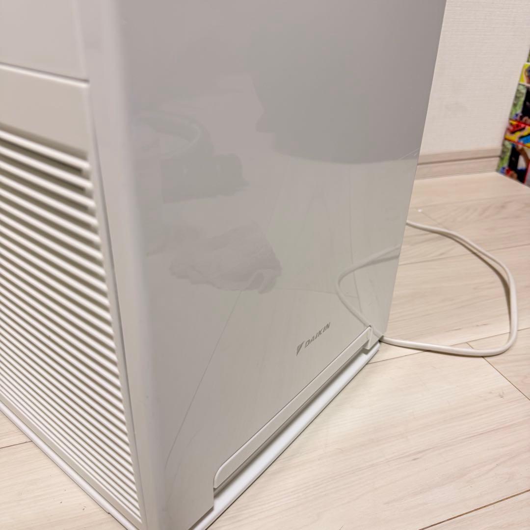 美品　ダイキン DAIKIN 加湿ストリーマ空気清浄機 MCK50Y-W
