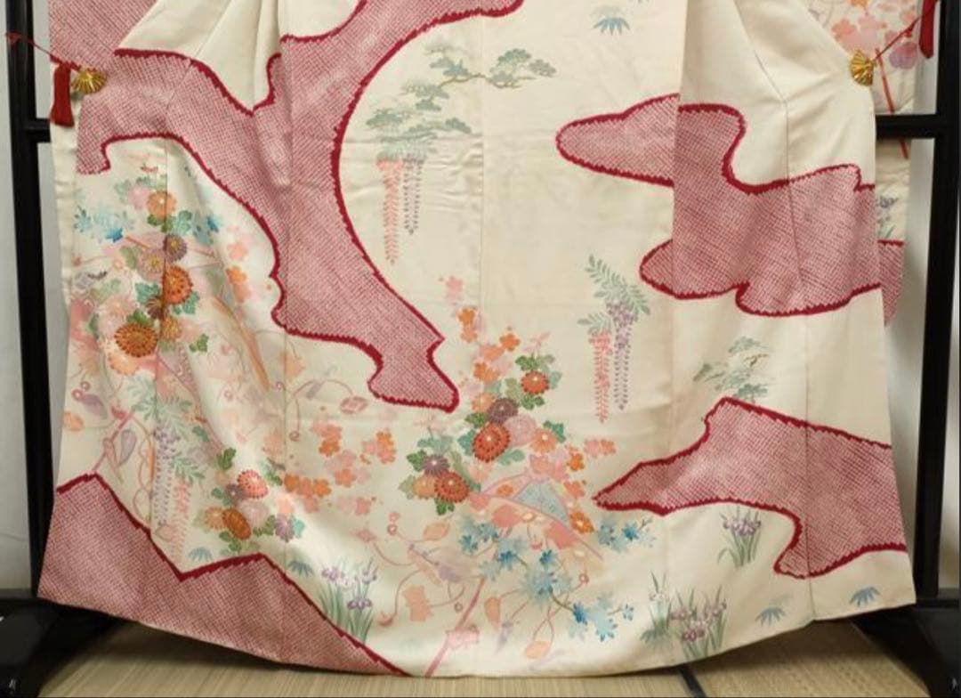 振袖 フルセット6点サイズM〜Ｌ駒刺繍　絞り　宝尽くし花文　金彩　正絹
