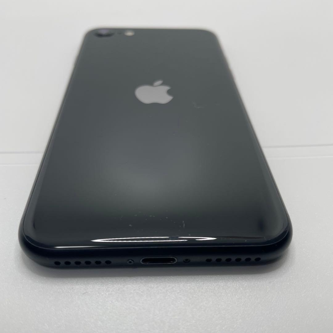 【格安美品】iPhone SE2 128GB simフリー本体 325