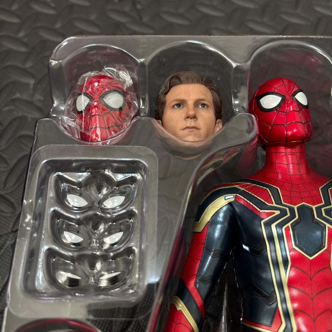 ホットトイズ　アイアン・スパイダー スパイダーマン　マーベル