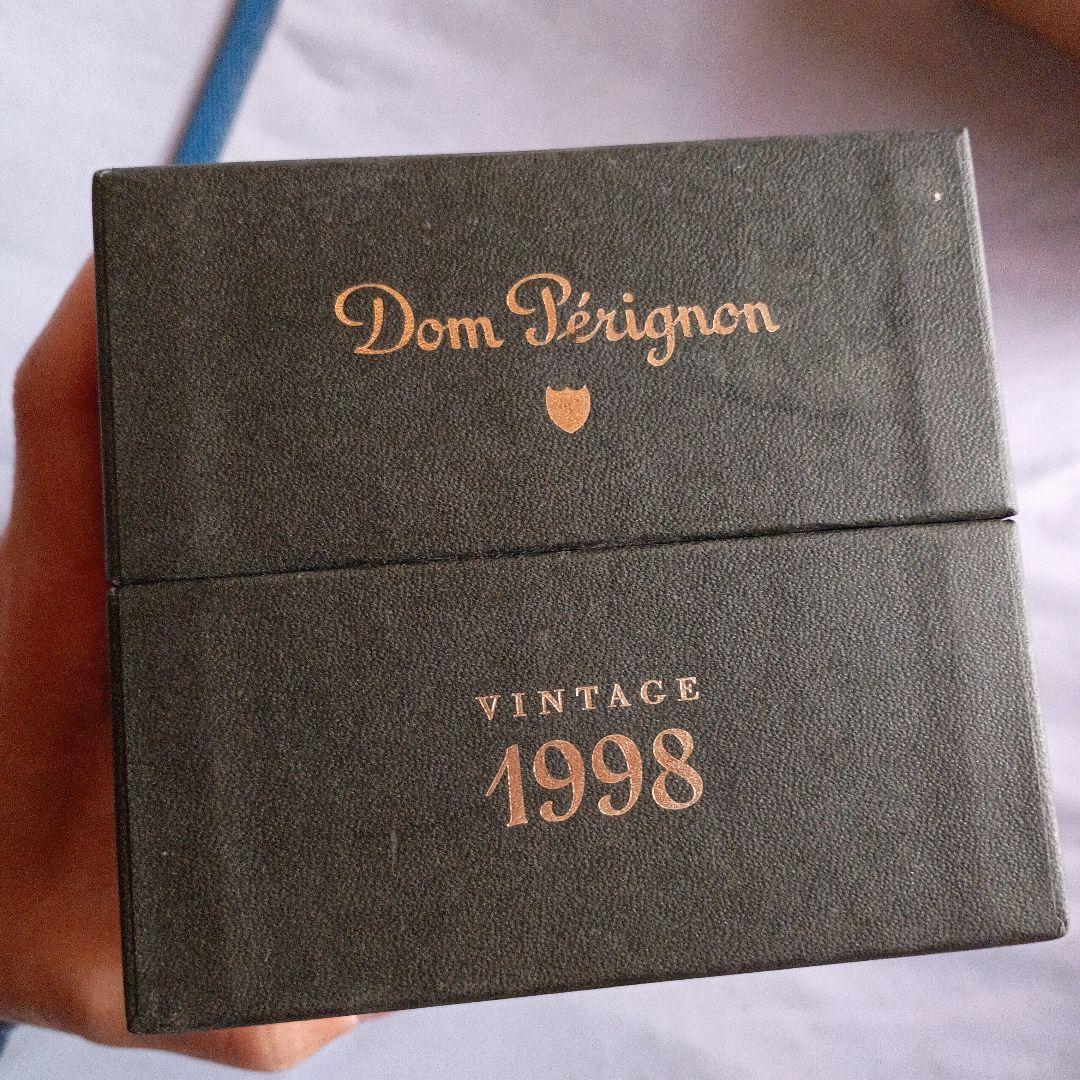Moët & ChandonChampagne DomPérignon 1998