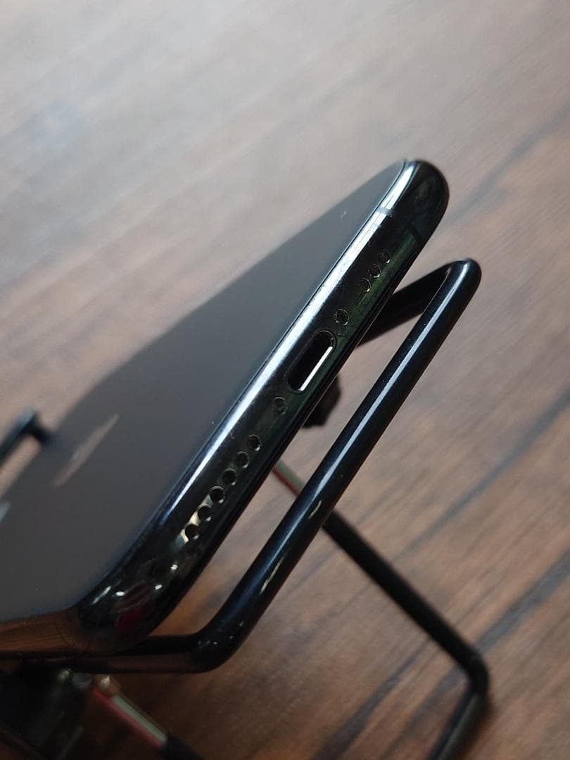 iPhone11Pro 256GB ※リアカメラ微不良品