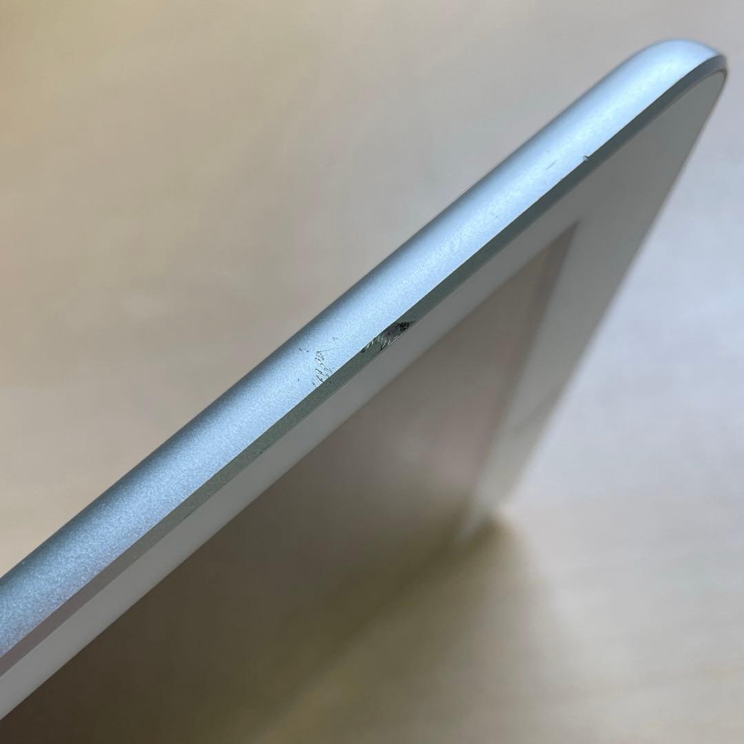 iPad 第6世代　A1893　Wi-Fiモデル　シルバー　32GB #1