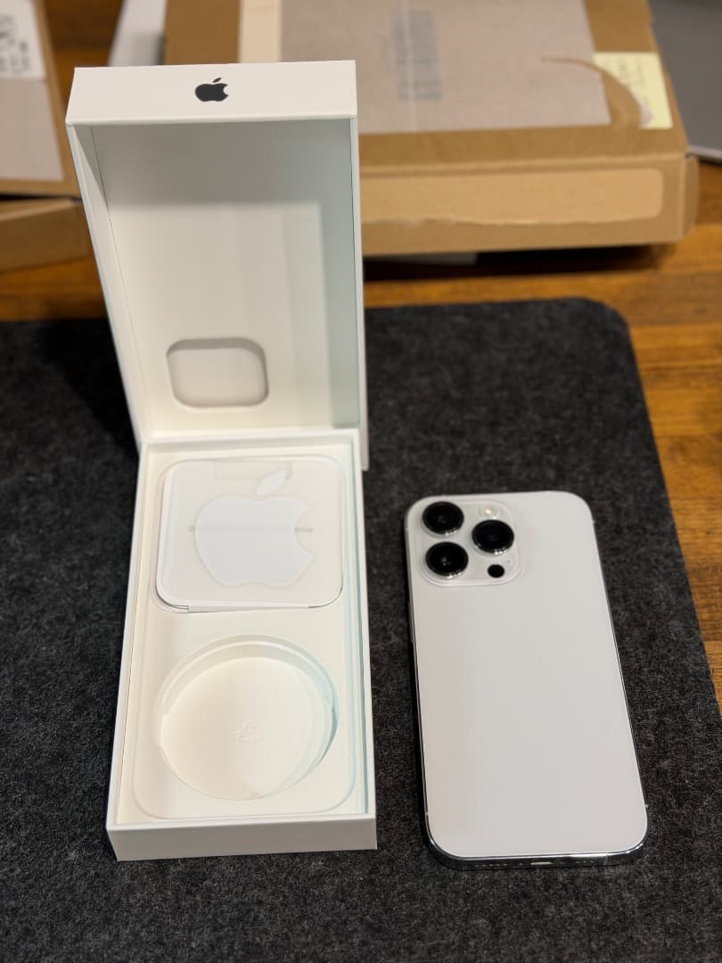 iPhone 14 Pro 128 GB Simフリー